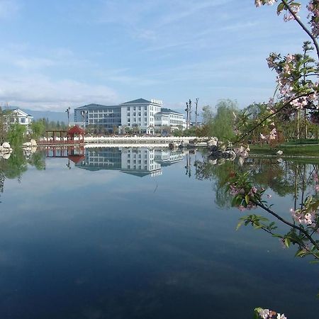 דוג'יאנגיאן Jingyue Lake Hotel מראה חיצוני תמונה